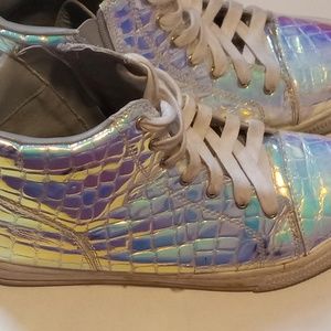 holographic shoes